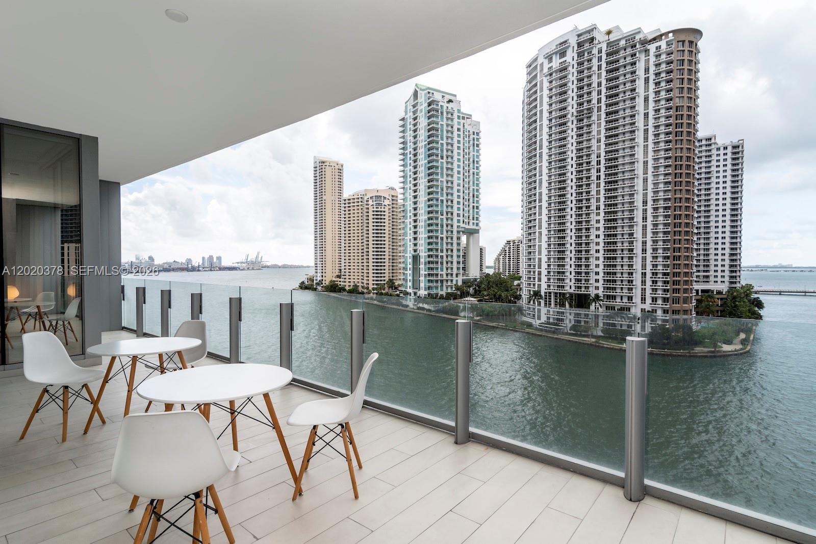 300 Biscayne Boulevard Way 802E, Miami, FL 33131, Miami