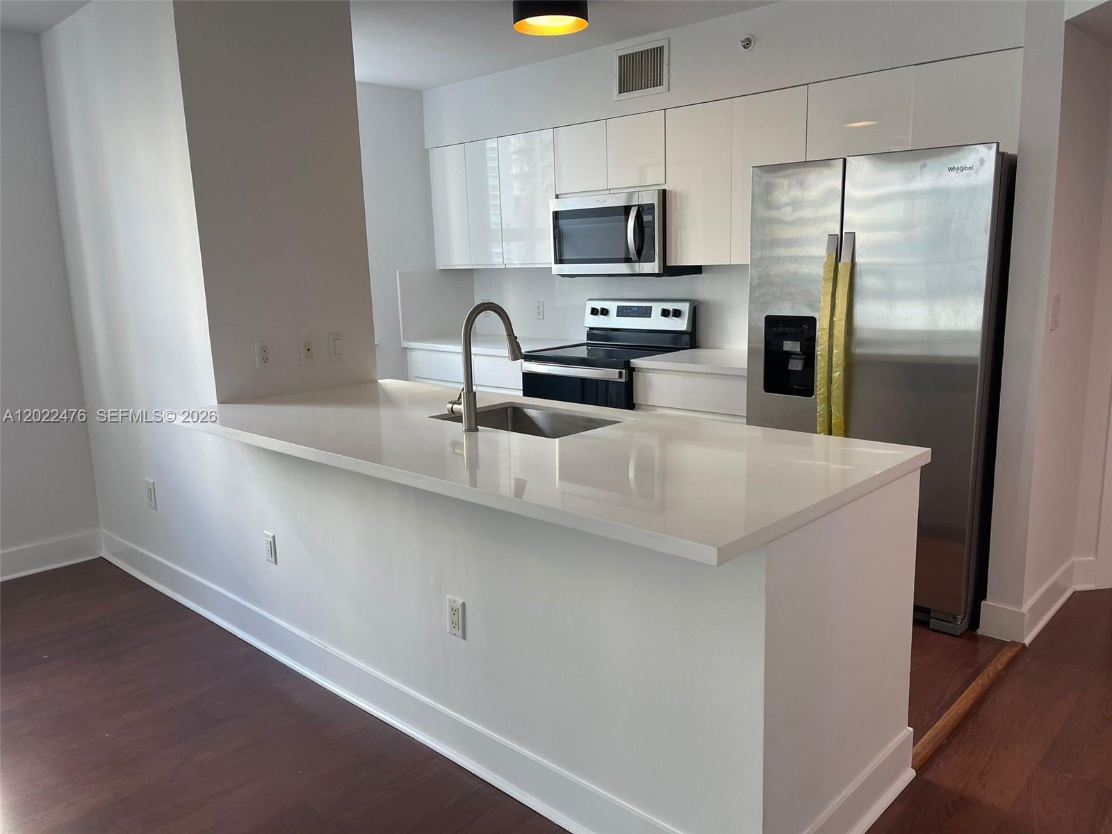 1155 Brickell Bay Drive 1102, Miami, FL 33131, Miami