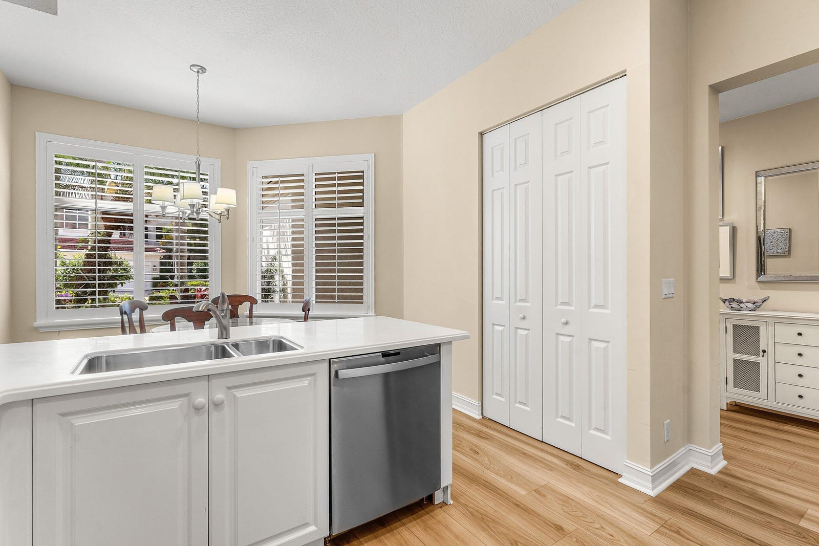 101 Palm Bay Circle A, Palm Beach Gardens, FL 33418 photo 12