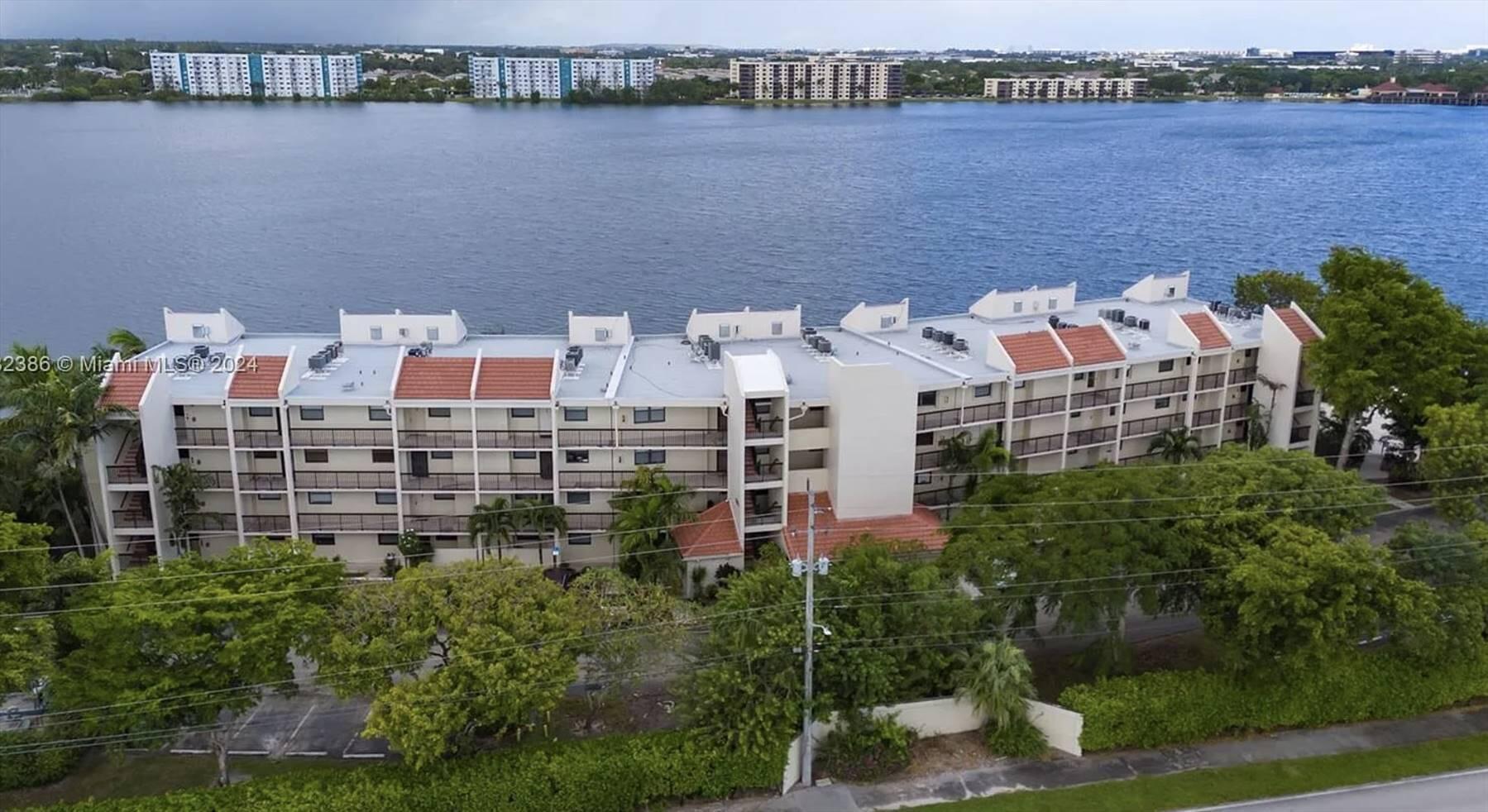 115 Lake Emerald Drive 304, Oakland Park, FL 33309, Oakland Park