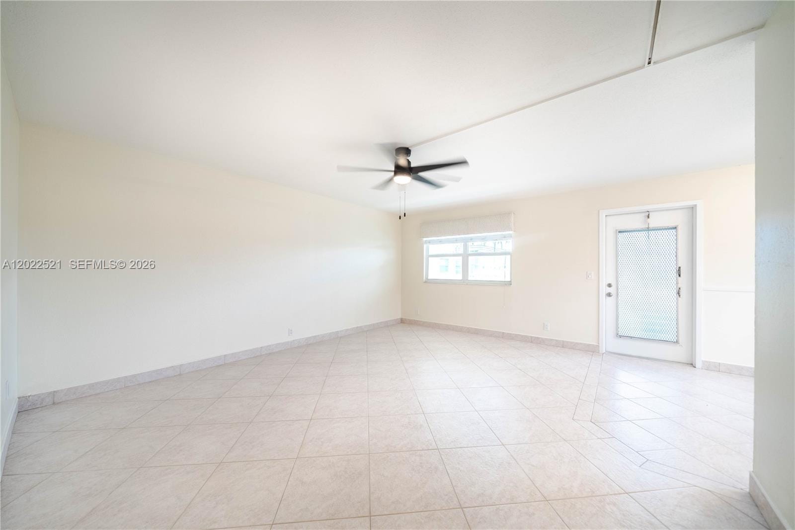145 Brittany D 145 — photo 6