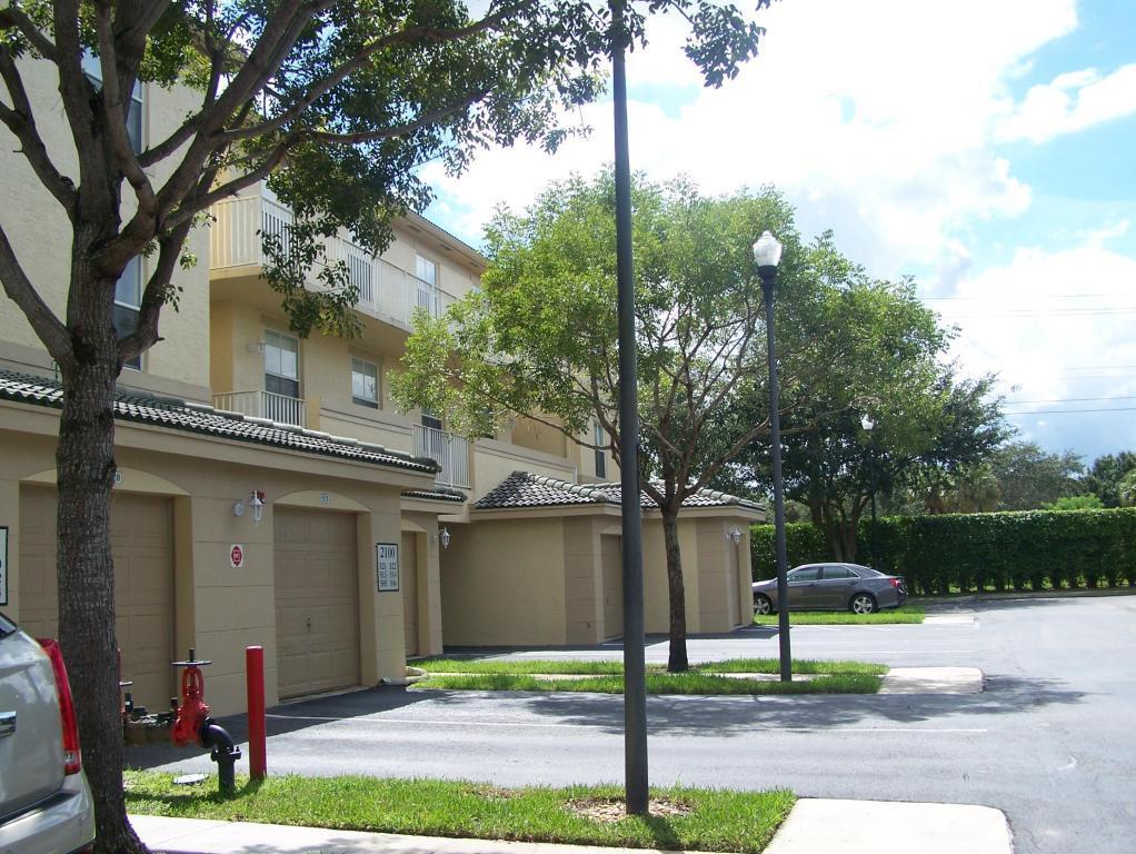 2100 Greenview Shores Boulevard 519, Wellington, FL 33414, Wellington
