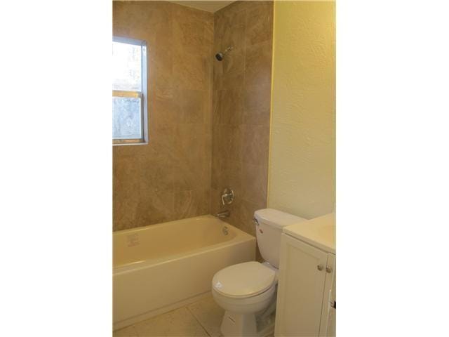 73 NE 7th Court 3 — photo 12