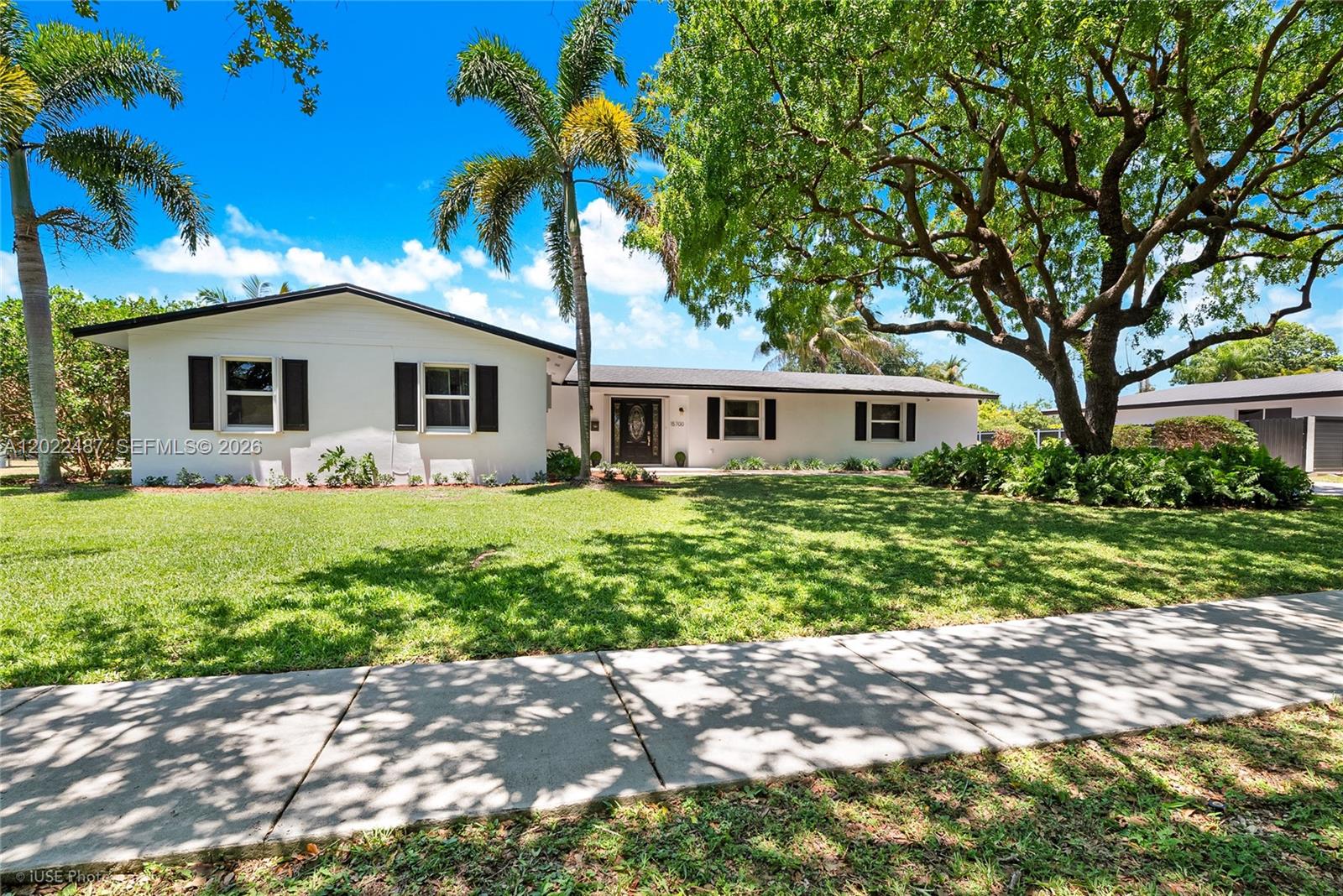 15700 SW 87th Avenue, Palmetto Bay, FL 33157, Palmetto Bay