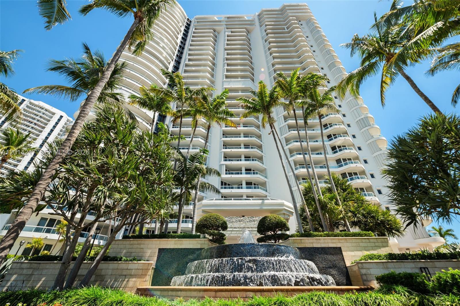 21050 Point Place 302, Aventura, FL 33180, Aventura