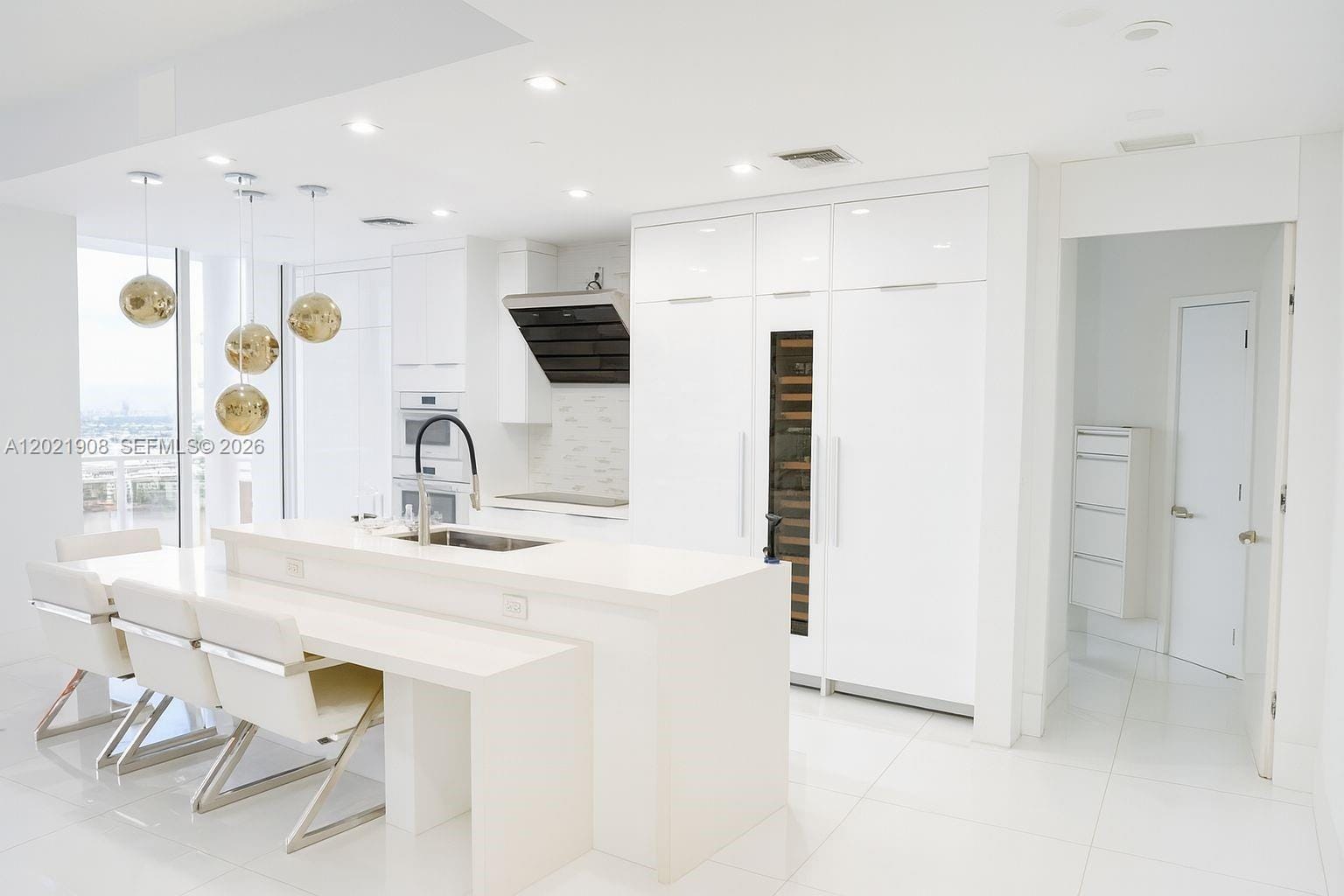 901 Brickell Key Boulevard 3307, Miami, FL 33131 photo 5