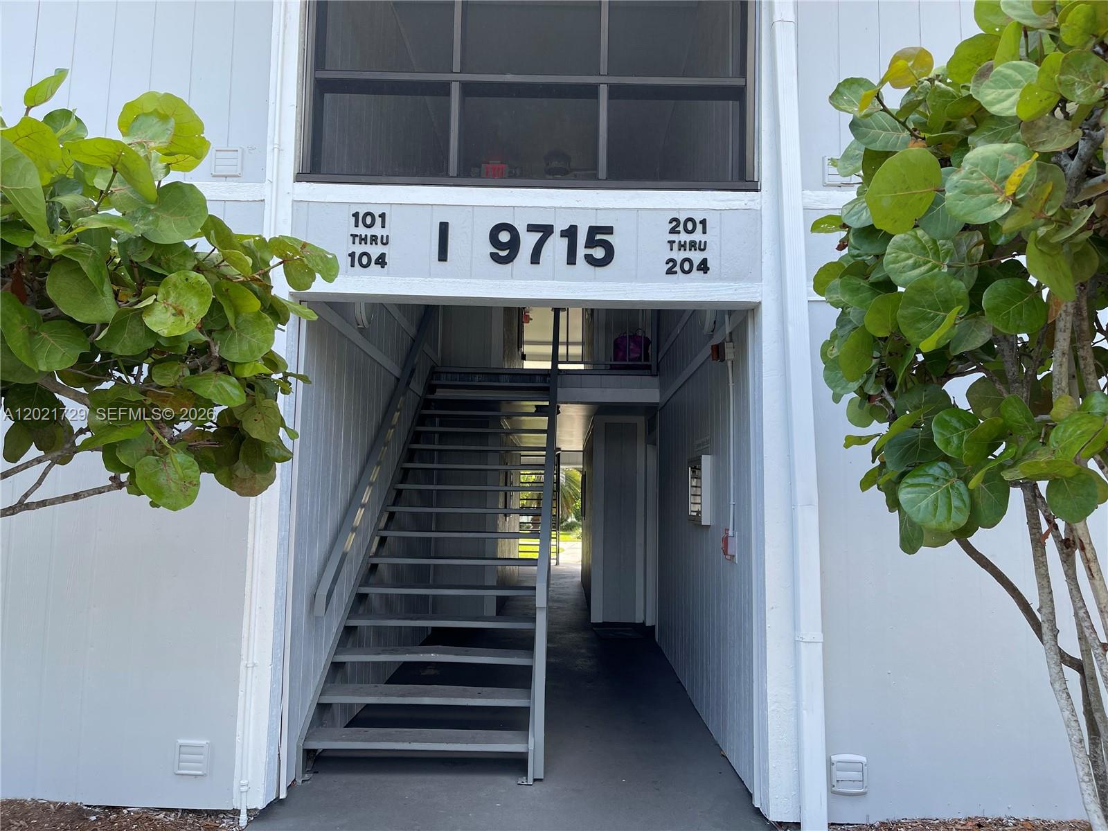 9715 Hammocks Boulevard 103, Miami, FL 33196, Miami