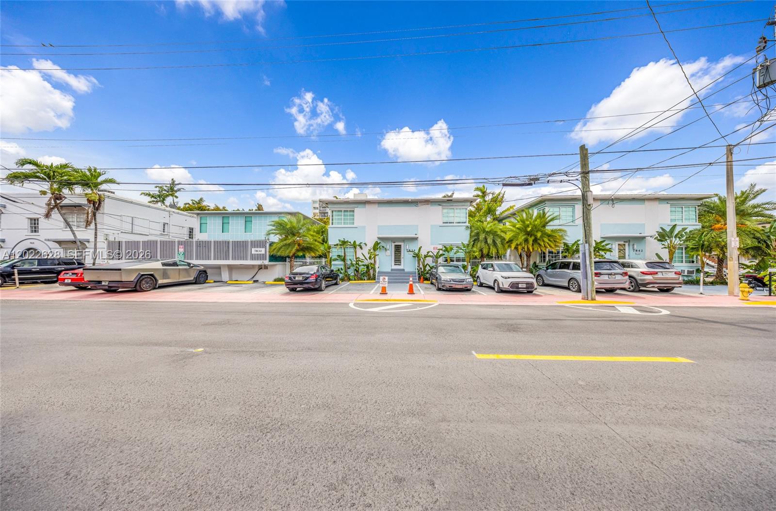 7830 Abbott Avenue 25, Miami Beach, FL 33141, Miami Beach