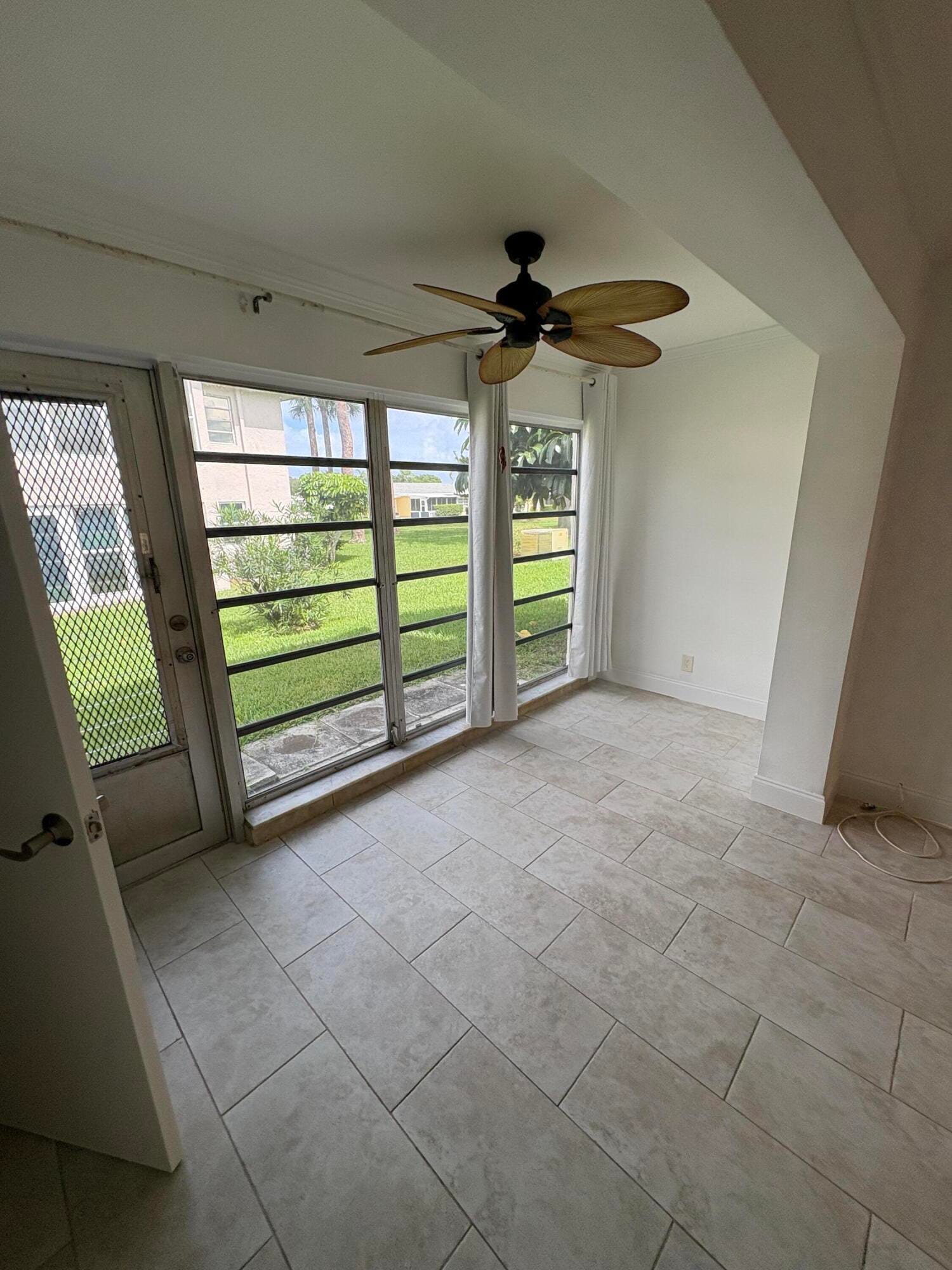 1020 Silk Oak Terrace 104, Delray Beach, FL 33445 photo 8