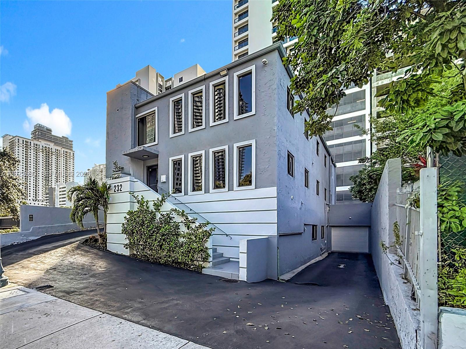 232 SW 8th Street, Miami, FL 33130, Miami