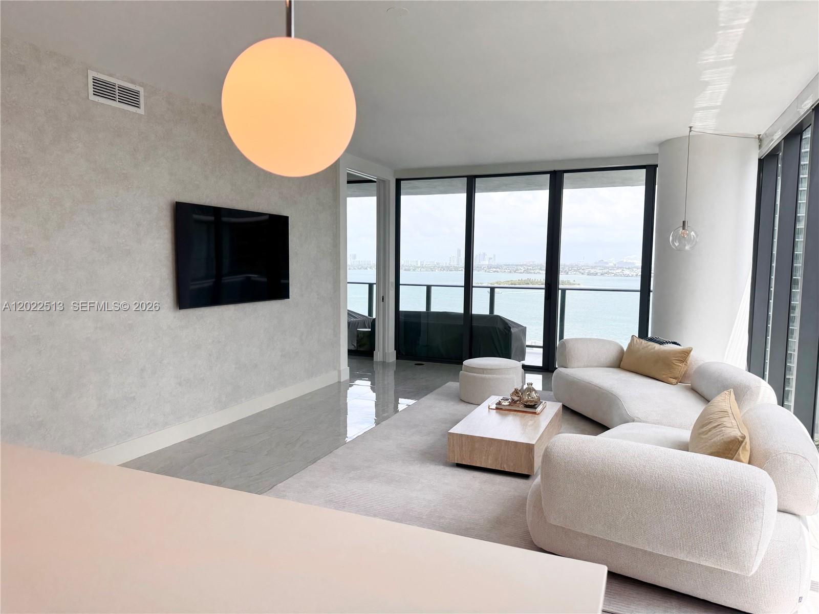 650 NE 32nd Street 1901, Miami, FL 33137, Miami