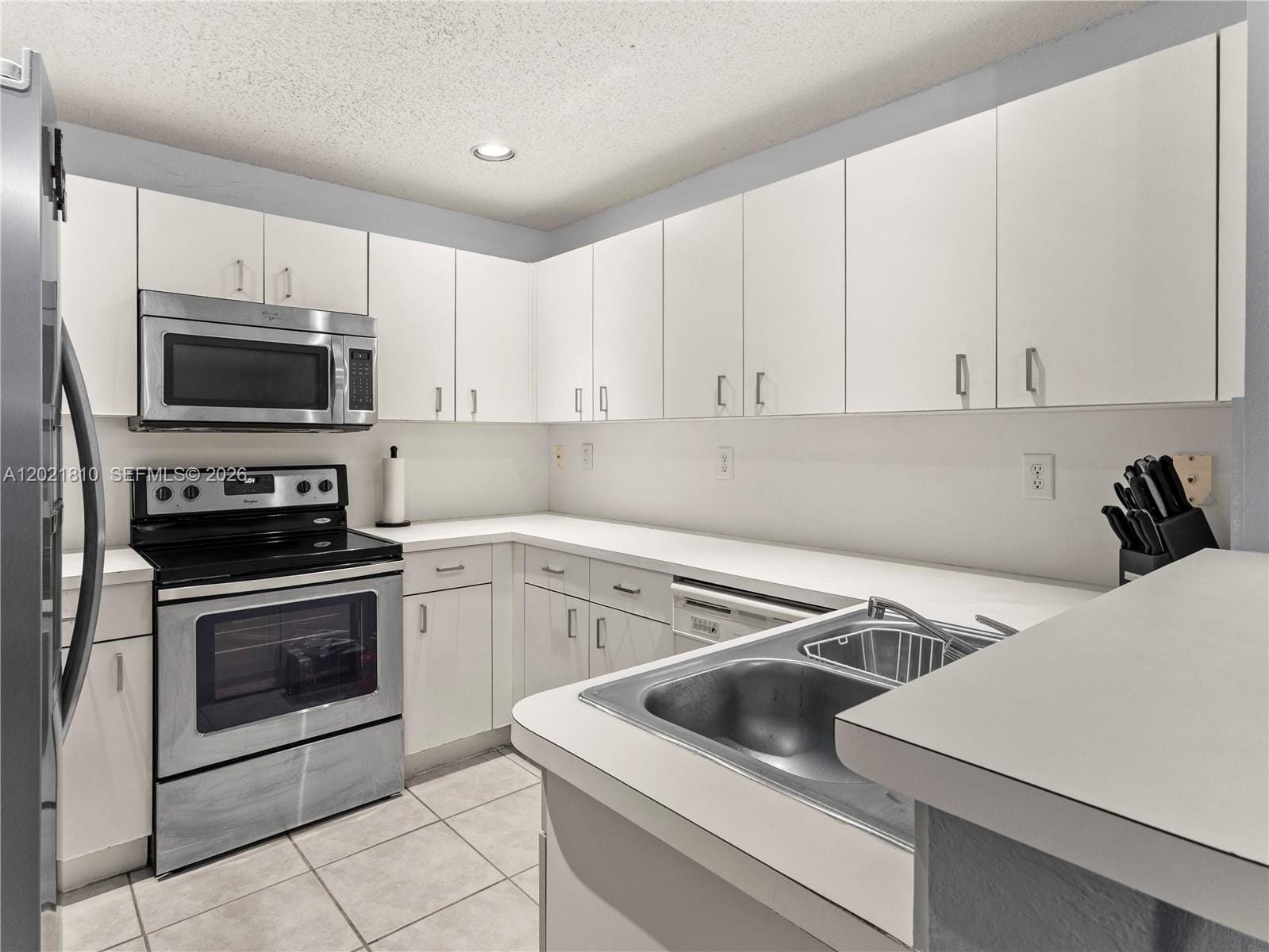 5033 NW 114th Court, Doral, FL 33178 photo 4