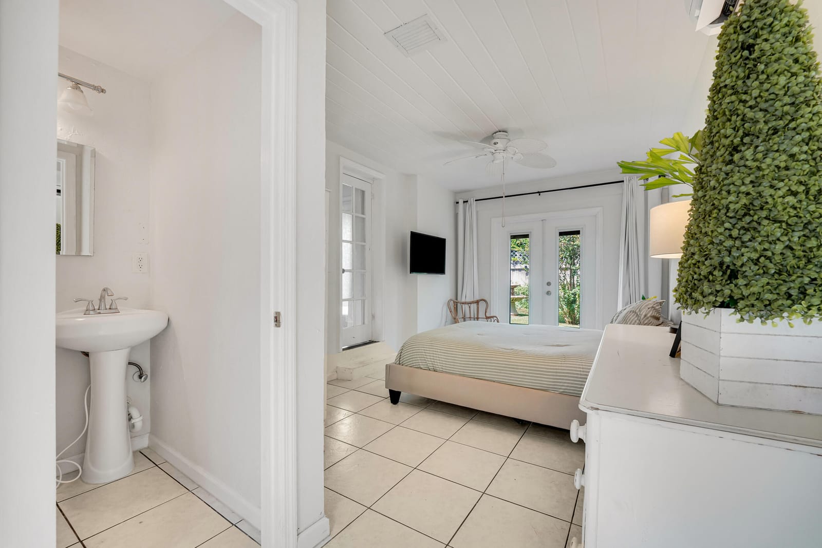 1236 NE 13th Avenue, Fort Lauderdale, FL 33304 photo 13