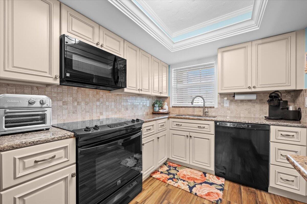 1205 Sandy Lane 145, Singer Island, FL 33404 photo 5