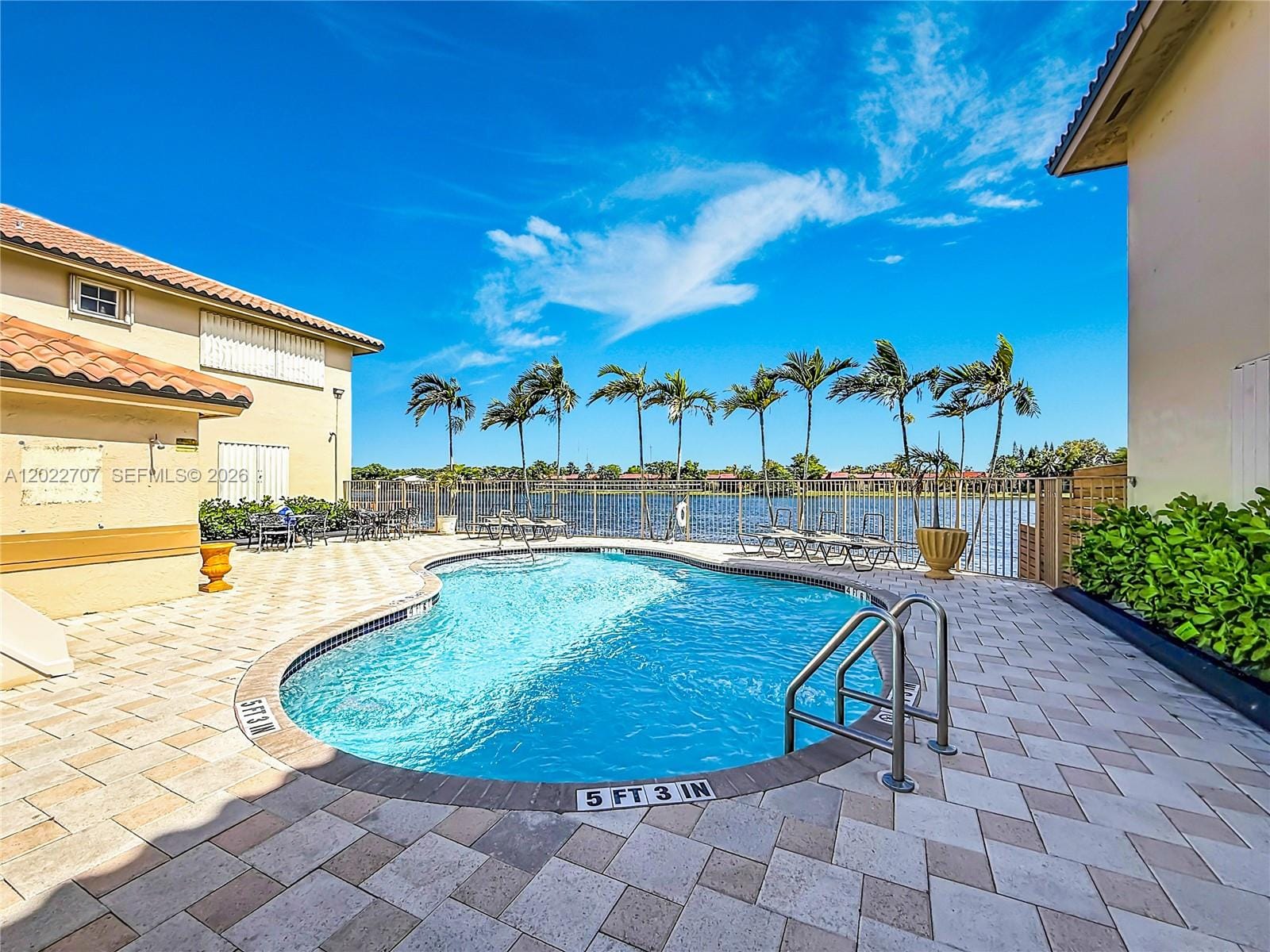 781 NE 195th Street, Miami, FL 33179 photo 12