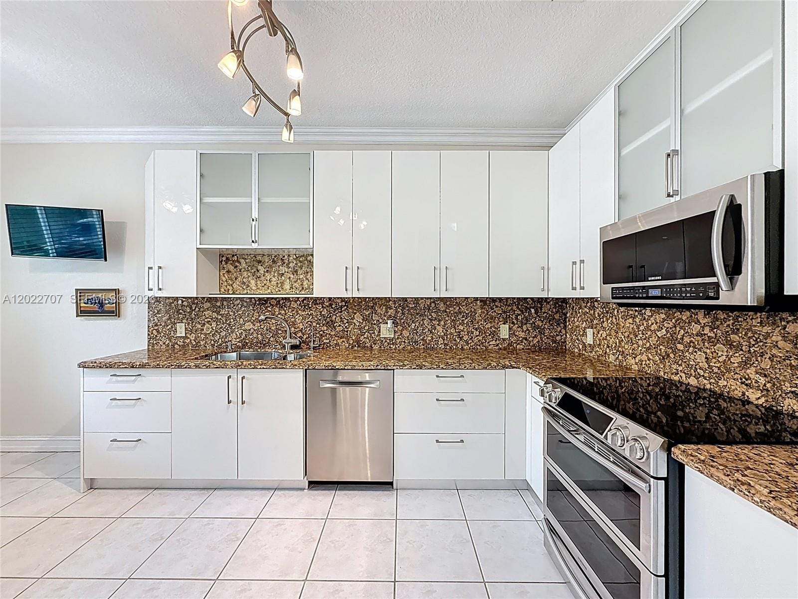 781 NE 195th Street, Miami, FL 33179 photo 20
