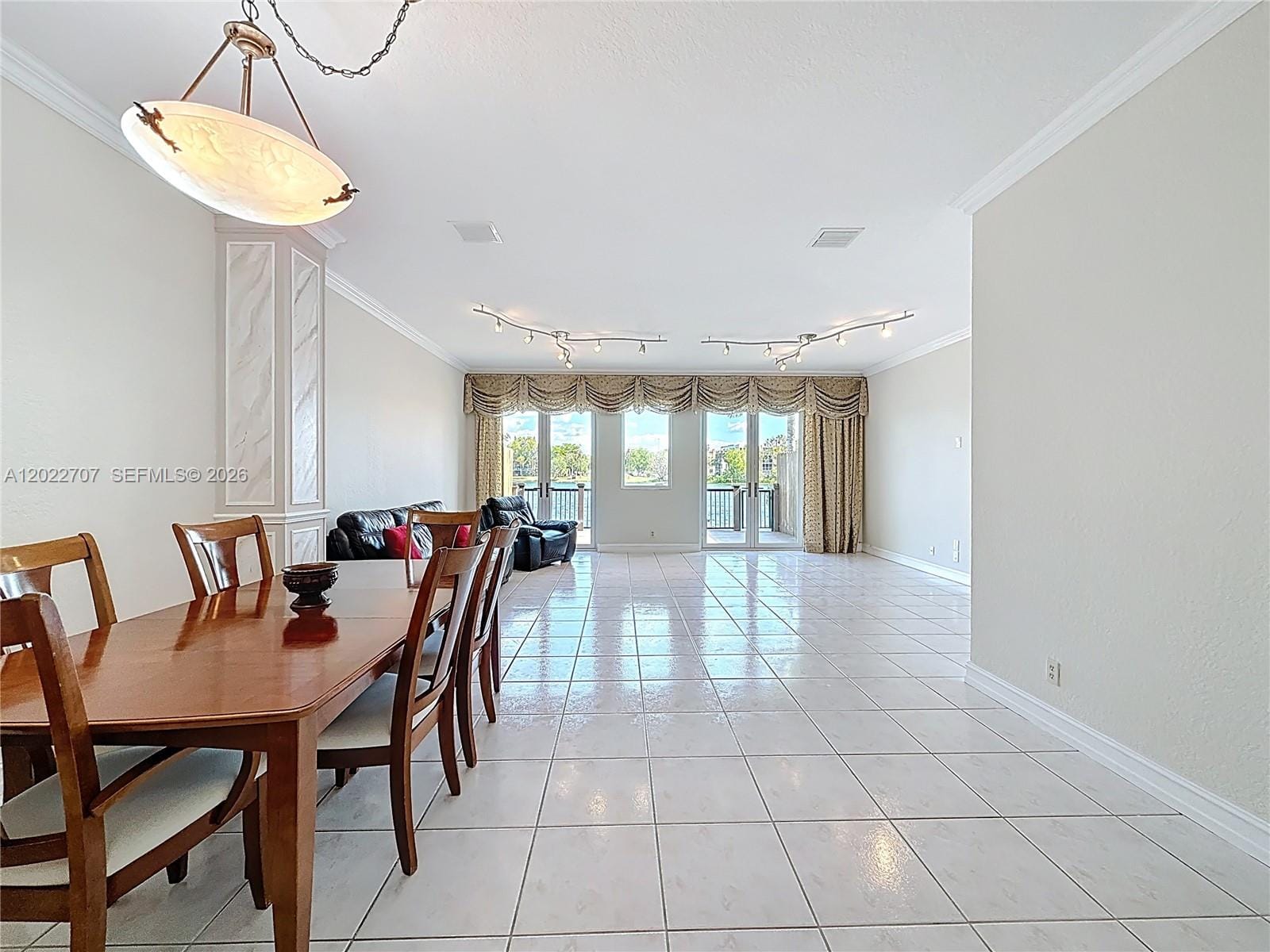 781 NE 195th Street, Miami, FL 33179 photo 23