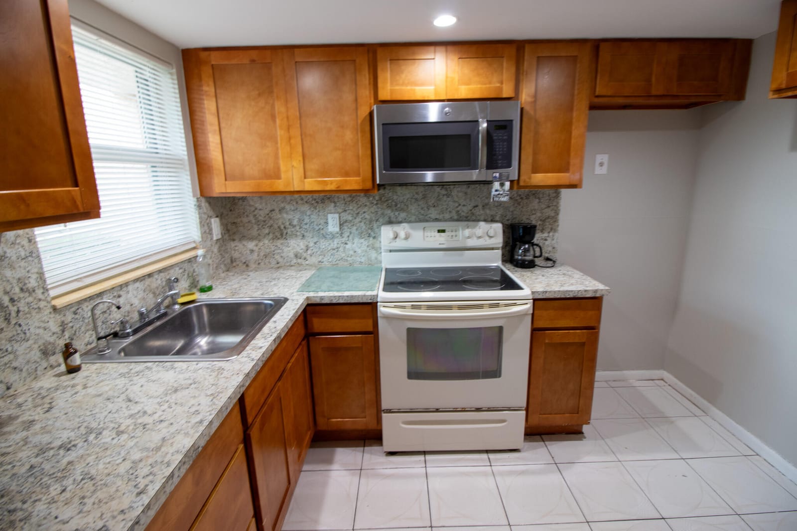 9621 Sunrise Lakes Boulevard 102 — photo 3
