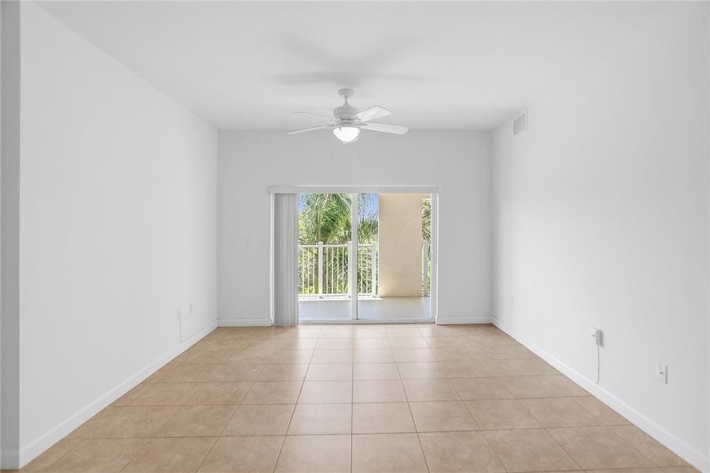 1931 NE 2nd Street 303, Deerfield Beach, FL 33441 photo 17