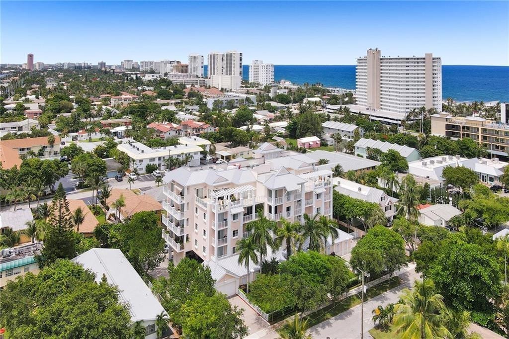 1931 NE 2nd Street 303, Deerfield Beach, FL 33441 photo 3