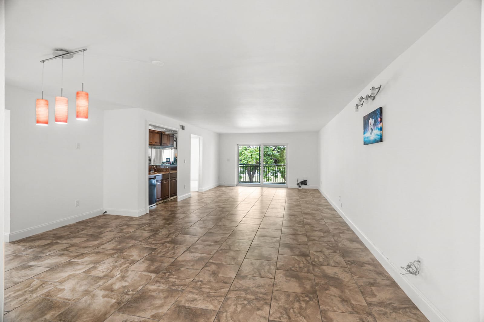 16141 Blatt Boulevard 307 — photo 4