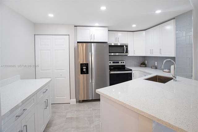 7527 S Oriole Boulevard 101, Evergreen I Of Vills Of O, Delray Beach, FL