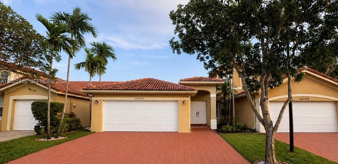16342 SW 45th Terrace, Miami, FL 33185, Miami