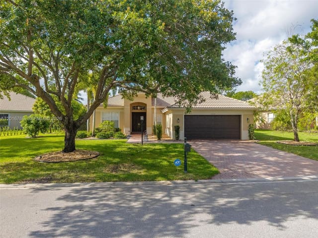 10684 NW 64th Court, Parkland, FL 33076