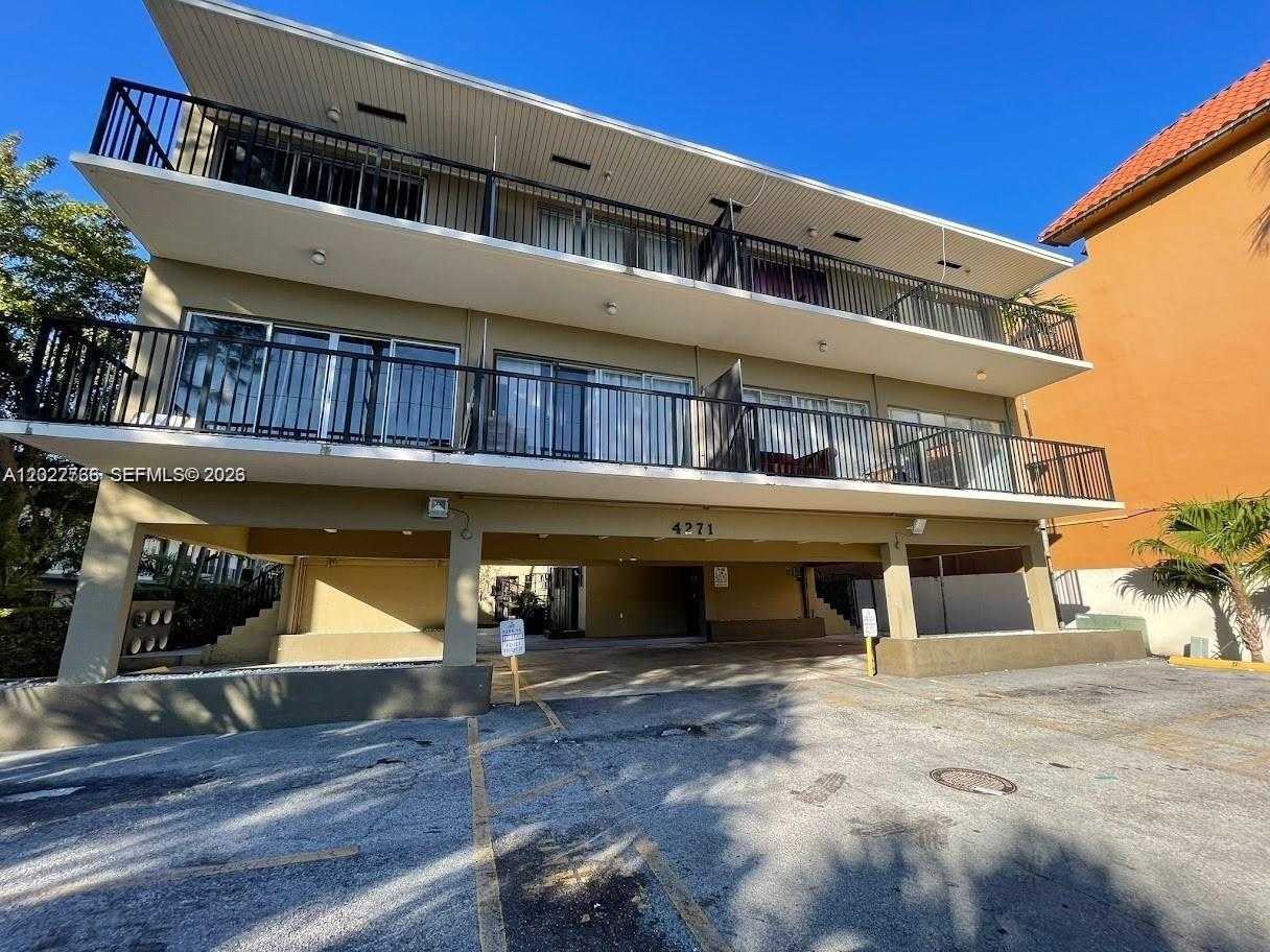 4271 NW 11th Street 1, Miami, FL 33126, Miami