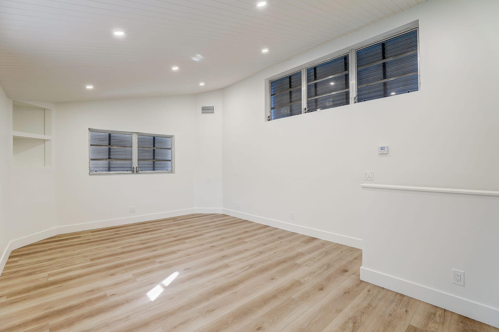 3900 N 45th Avenue, Hollywood, FL 33021 photo 15