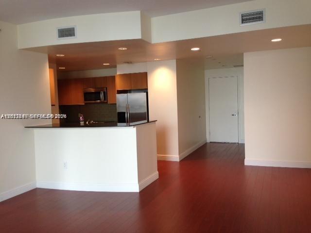 1060 Brickell Avenue 2305, Miami, FL 33131, Miami