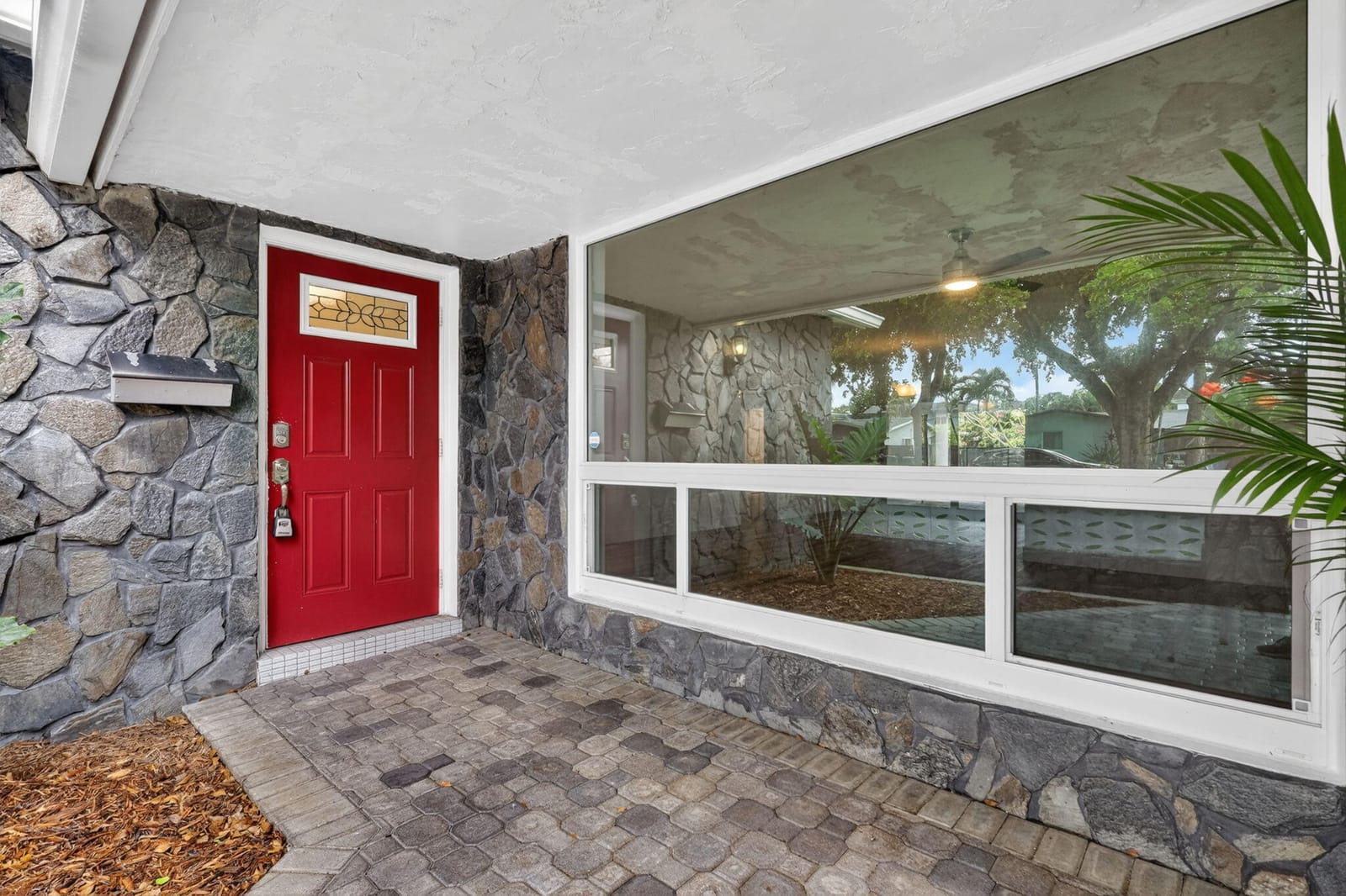 5207 SW 91st Terrace — photo 3