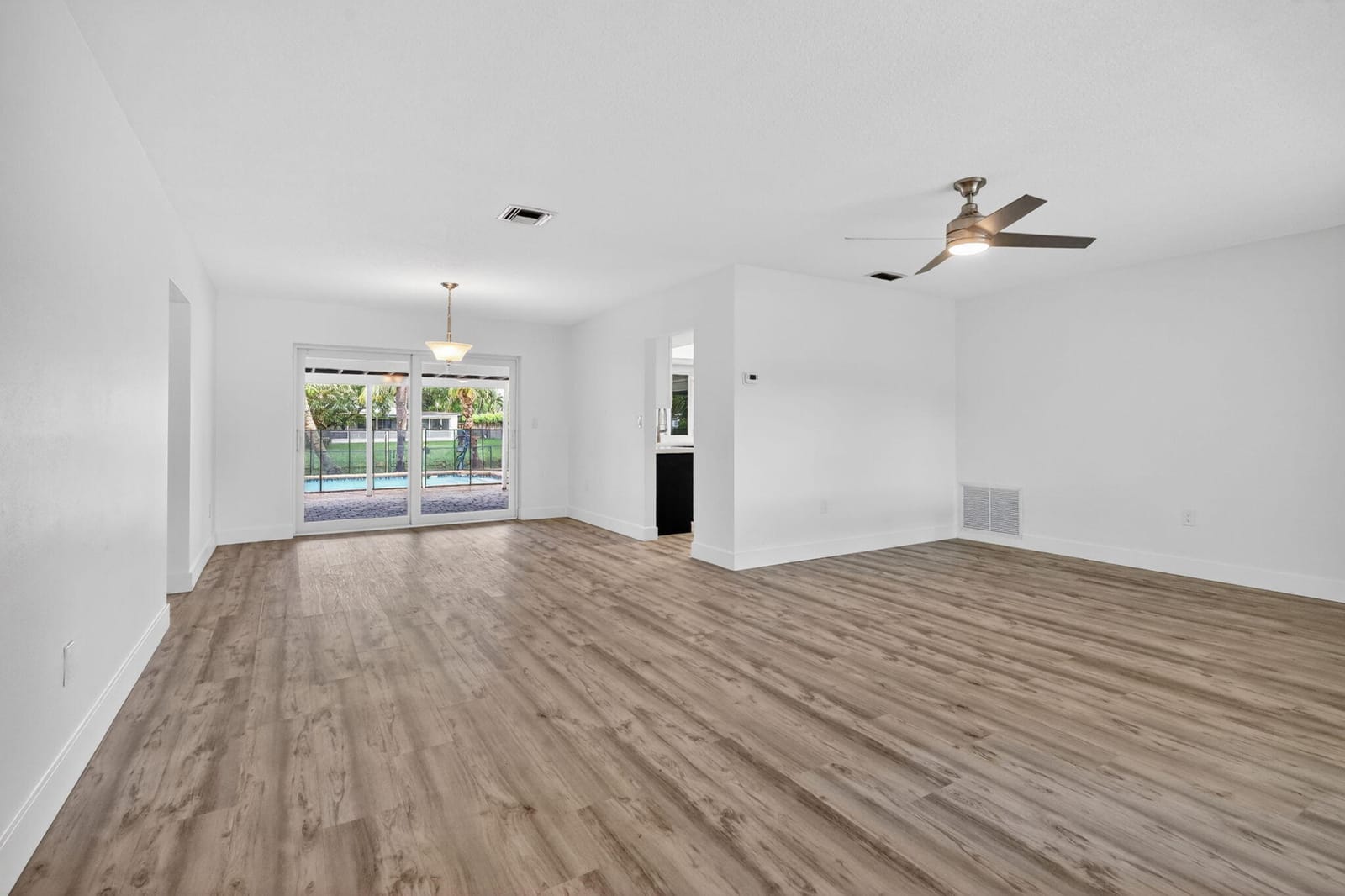 5207 SW 91st Terrace — photo 6