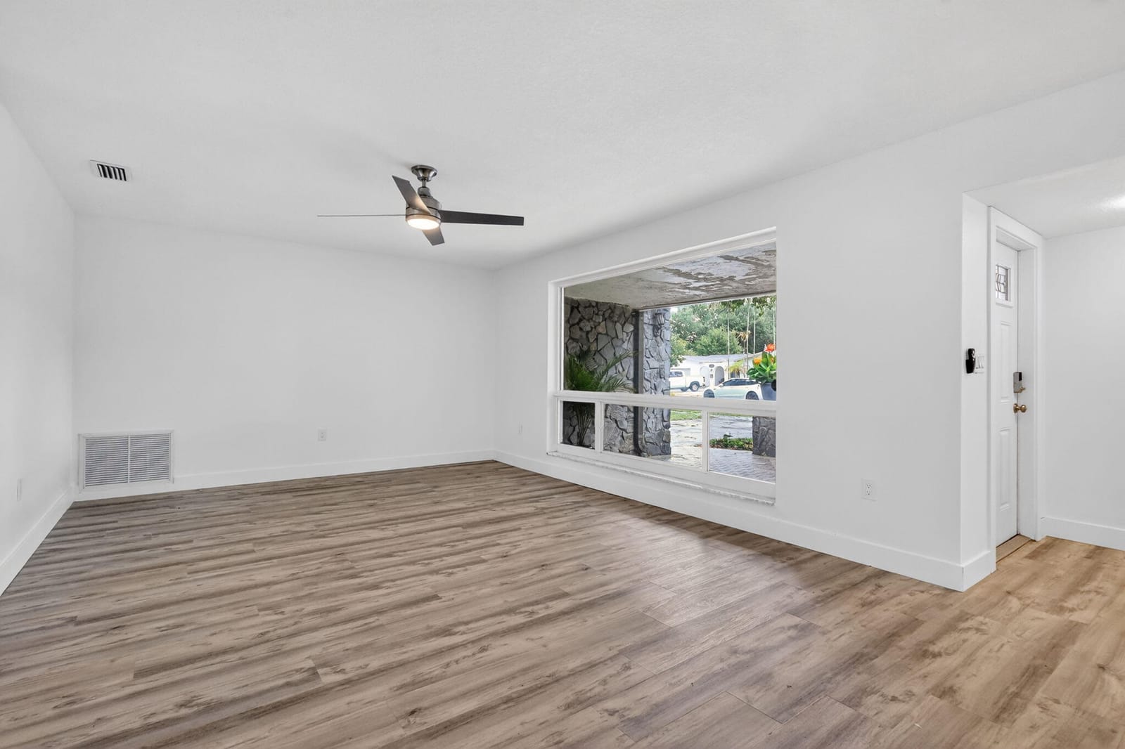 5207 SW 91st Terrace — photo 8