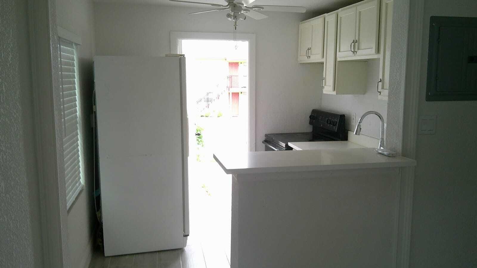 900 W 9th Street, Riviera Beach, FL 33404 photo 17