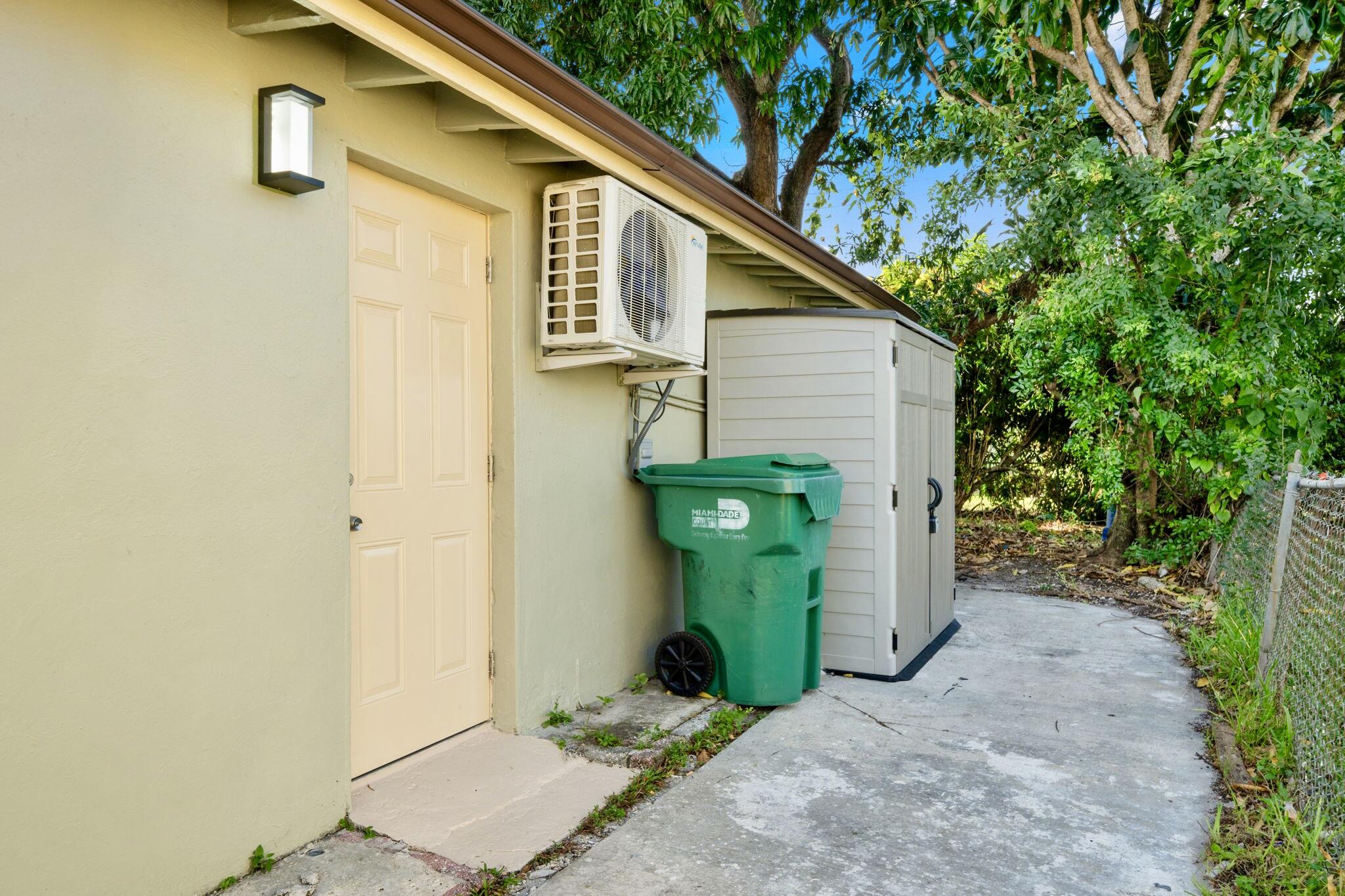 1300 NW 90th Street, Miami, FL 33147, Miami