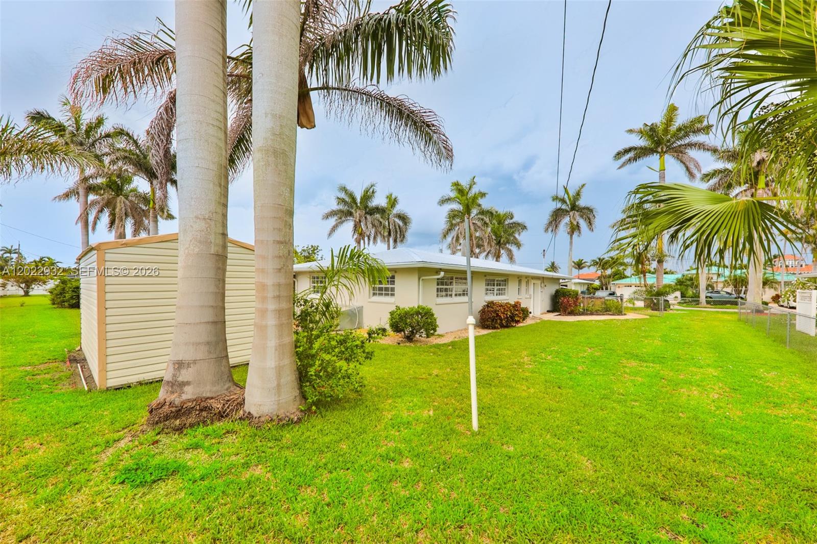 450 Bayshore Drive — photo 6
