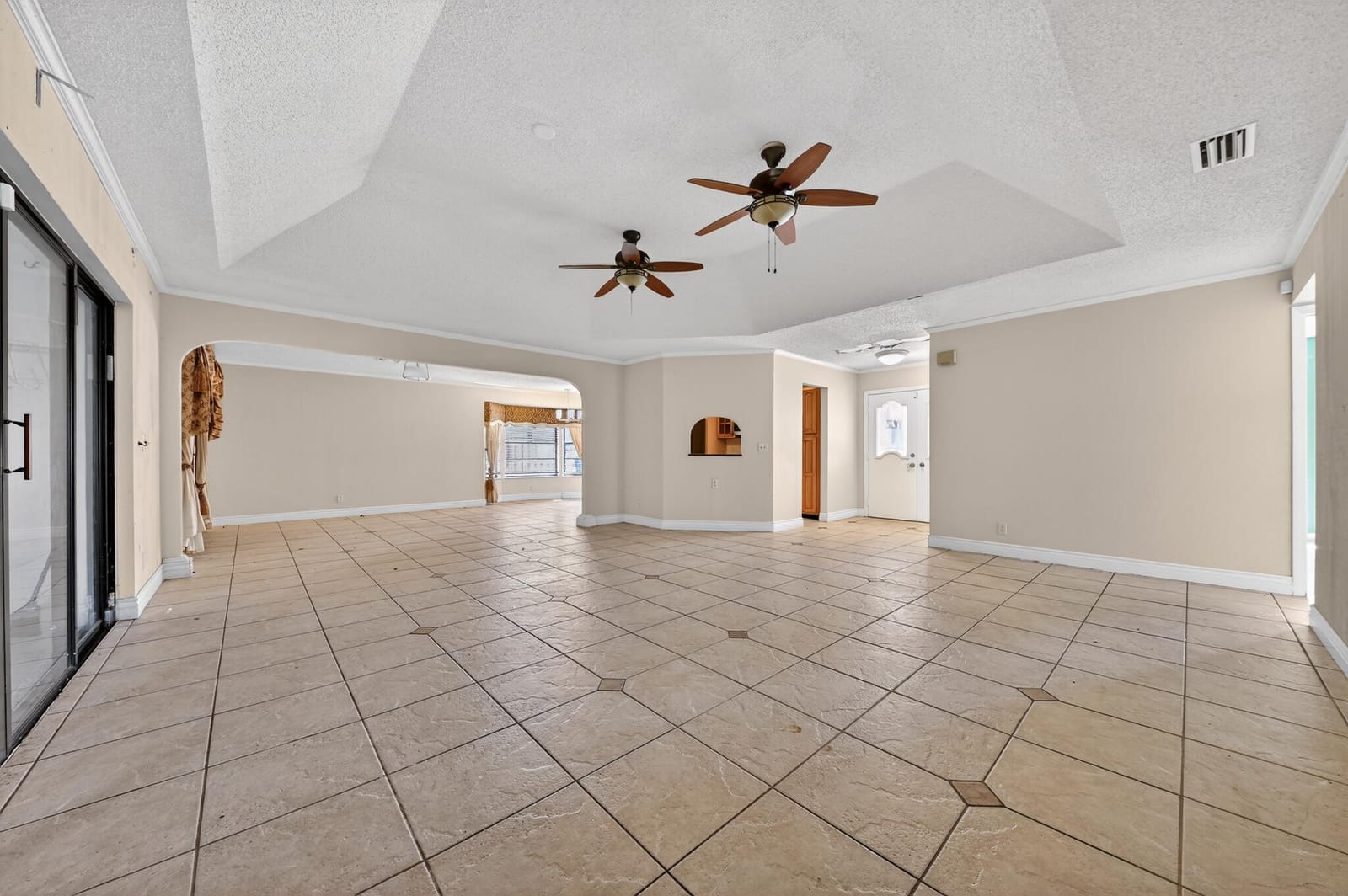 8421 Winnipesaukee Way, Lake Worth, FL 33467 photo 2