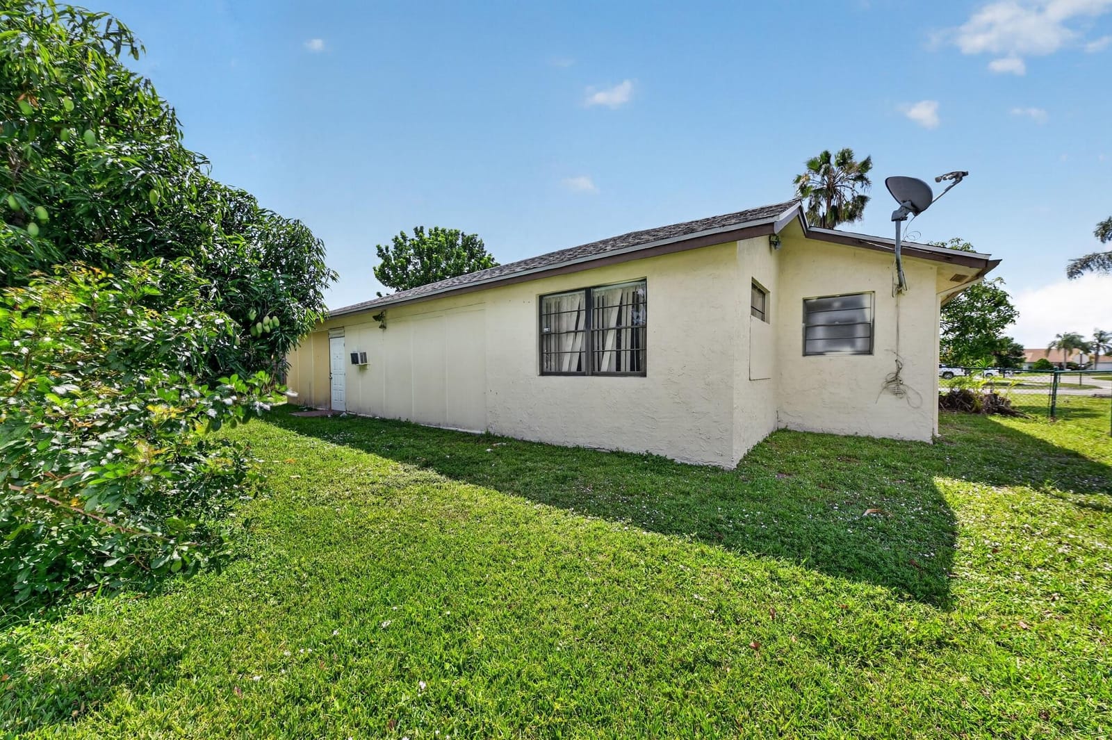 8421 Winnipesaukee Way, Lake Worth, FL 33467 photo 27
