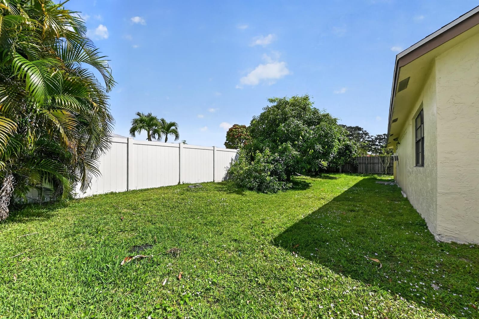 8421 Winnipesaukee Way, Lake Worth, FL 33467 photo 29