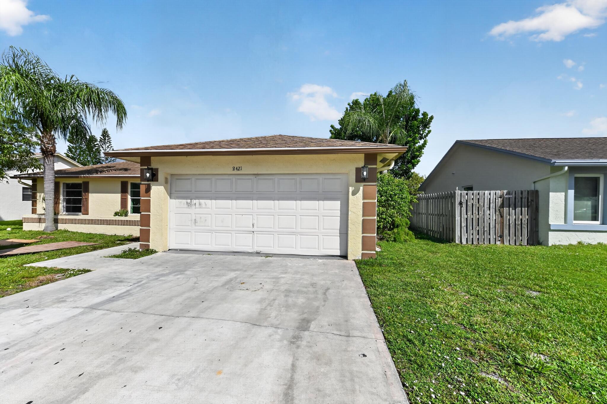 8421 Winnipesaukee Way, Lake Worth, FL 33467, Lake Worth