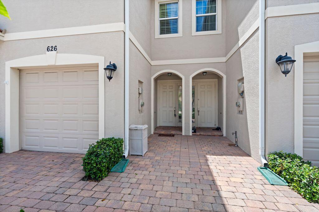 626 SW Glen Crest Way, Stuart, FL 34997, Stuart