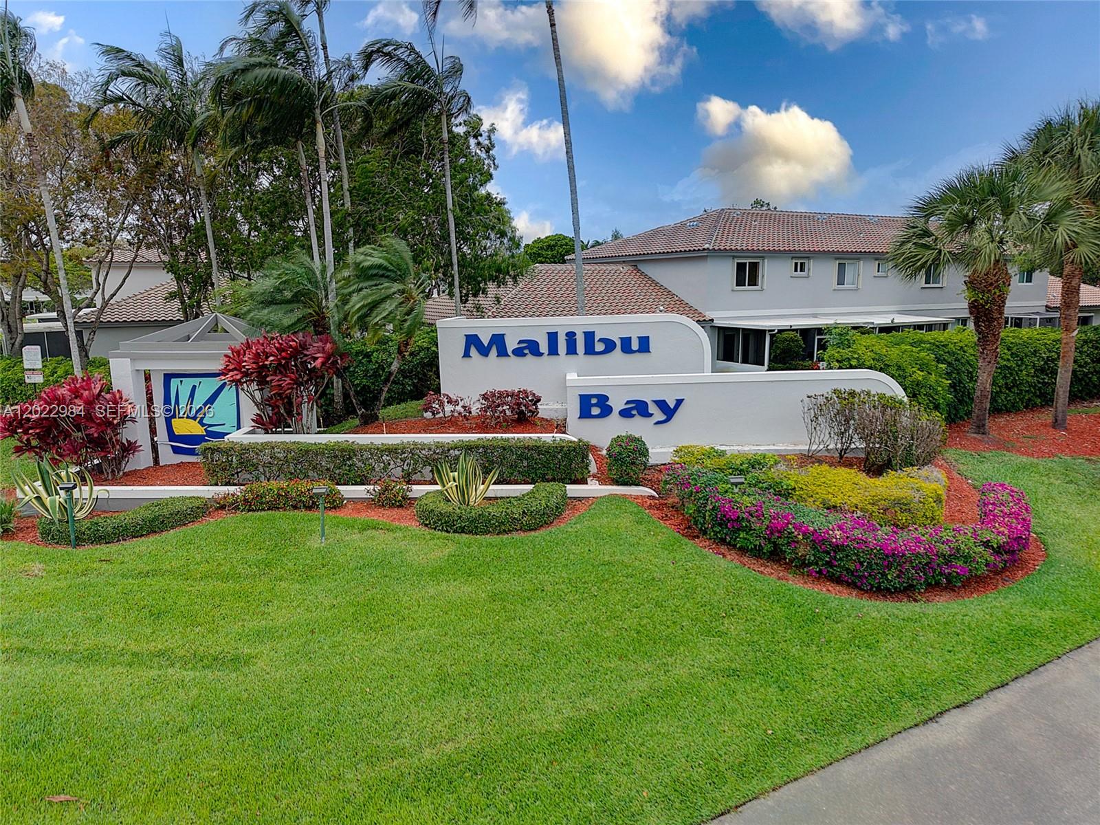 881 NW 208th Drive, Pembroke Pines, FL 33029, Pembroke Pines