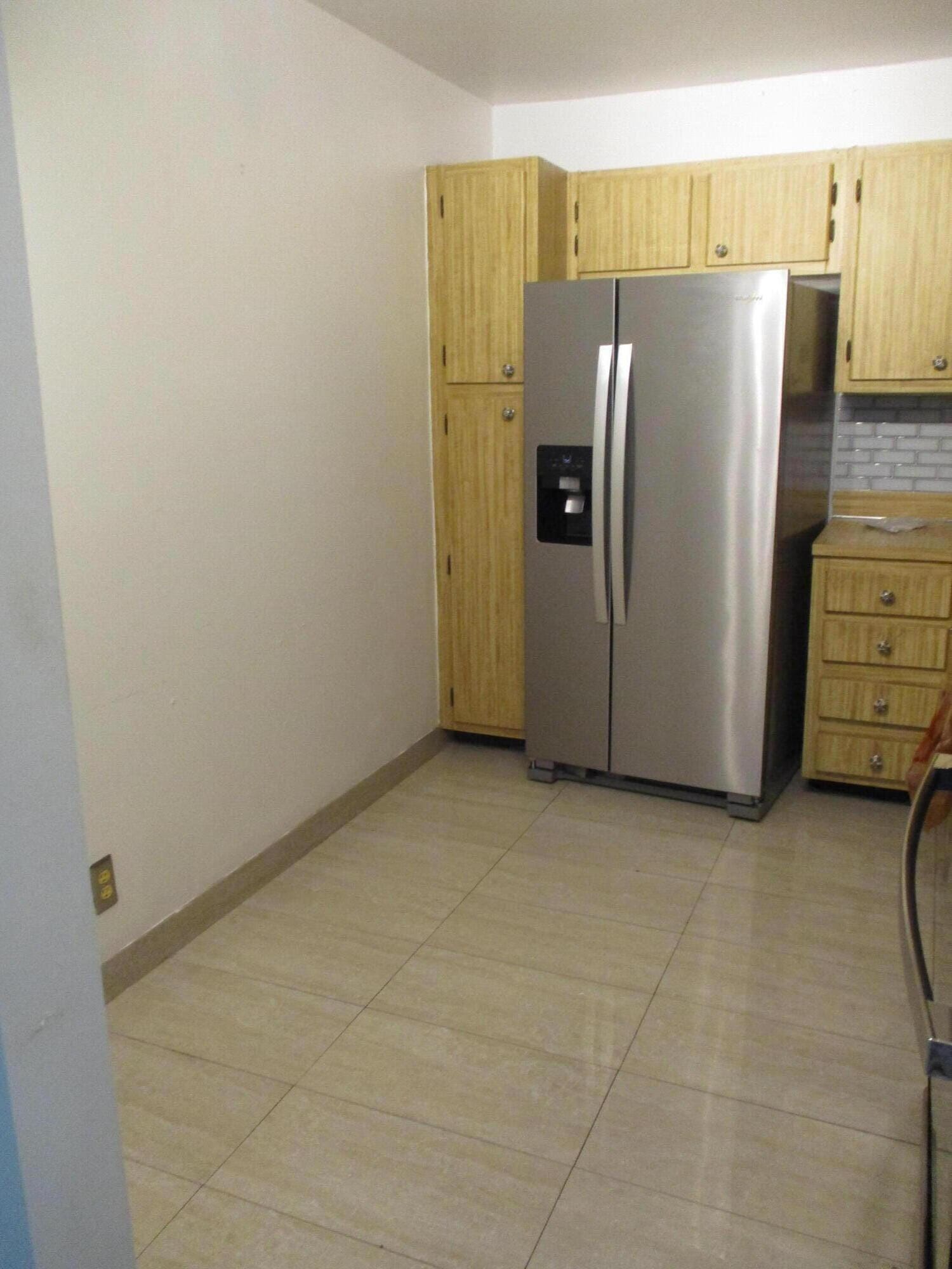 6751 N University Drive 320 — photo 3