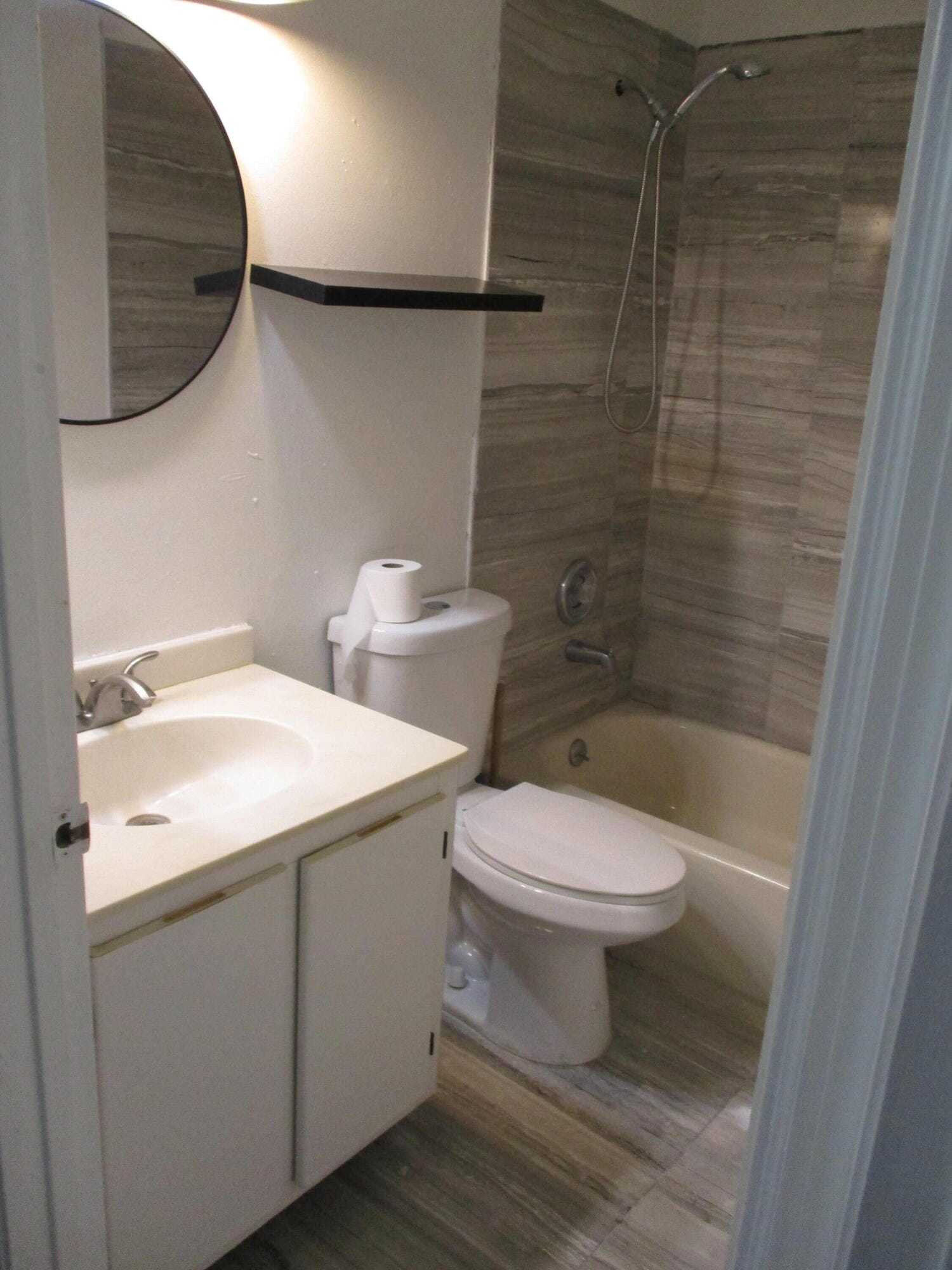 6751 N University Drive 320 — photo 10