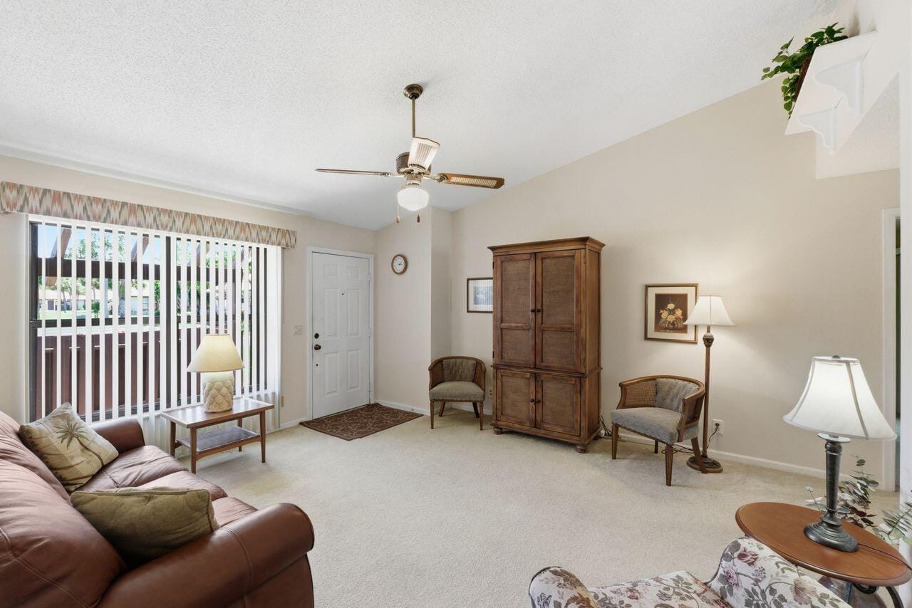 21 Vía De Casas Norte, Boynton Beach, FL 33426 photo 16