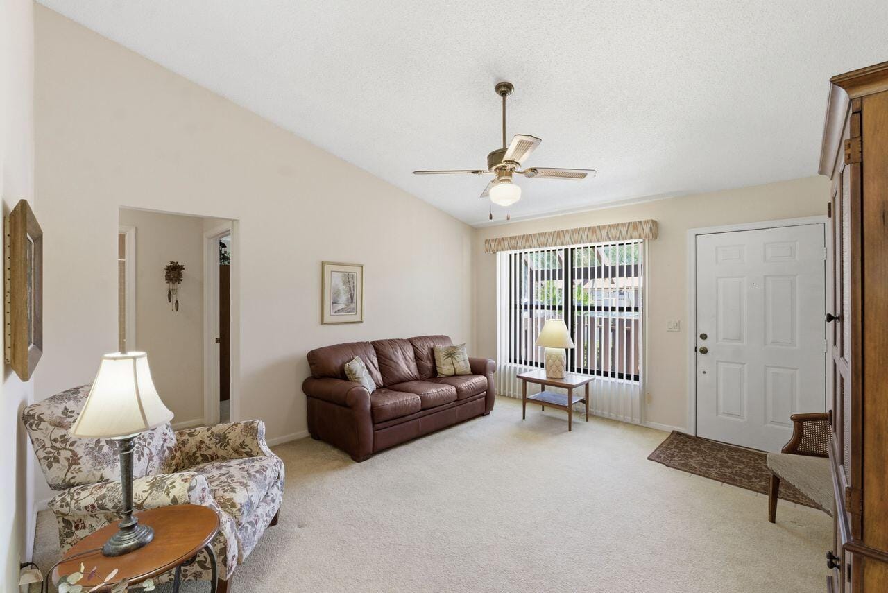 21 Vía De Casas Norte, Boynton Beach, FL 33426 photo 17