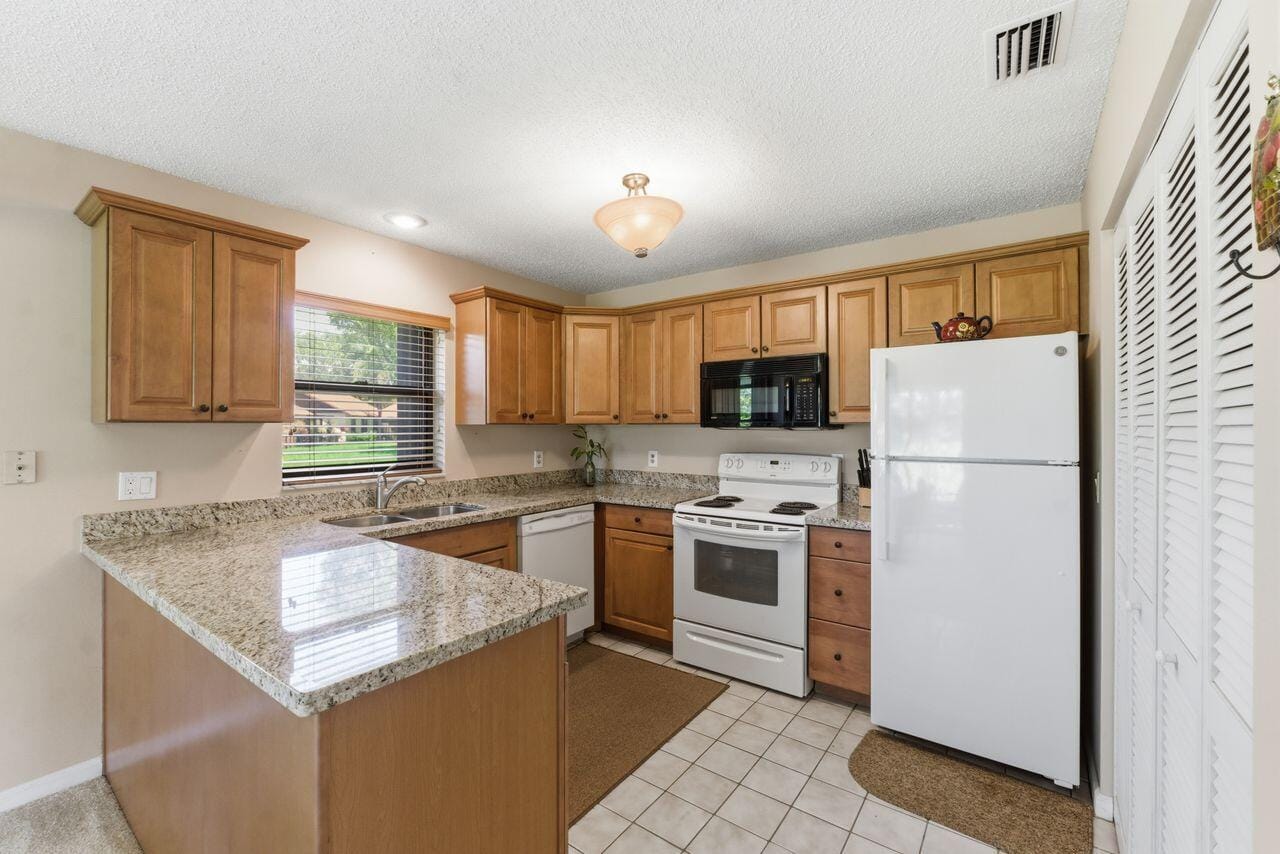 21 Vía De Casas Norte, Boynton Beach, FL 33426 photo 20