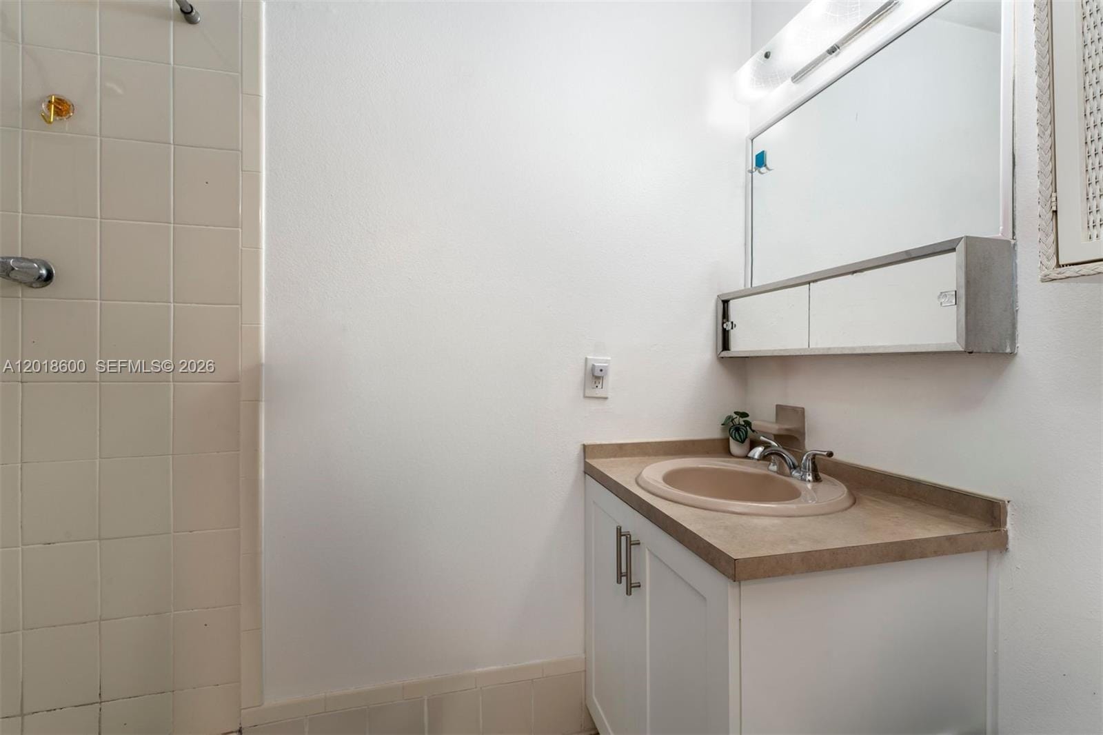 1900 W 54th Street 220, Hialeah, FL 33012 photo 14