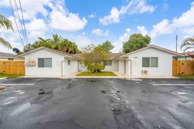 645 NW 15th Avenue 2, Fort Lauderdale, FL 33311